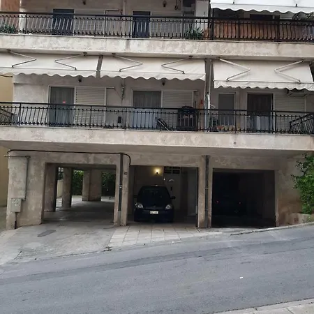 Marie Claire -private Parking Apartment